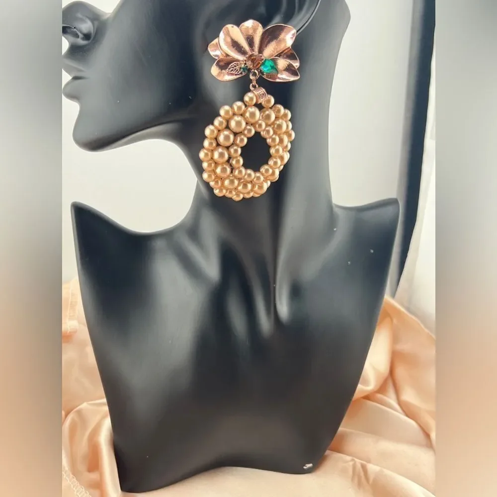 Statement Pearl Flower Earrings - Picture 2 of 8